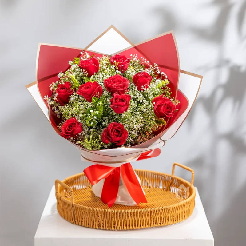 Blushing Beauty 10 Red roses Bunch MFB 19